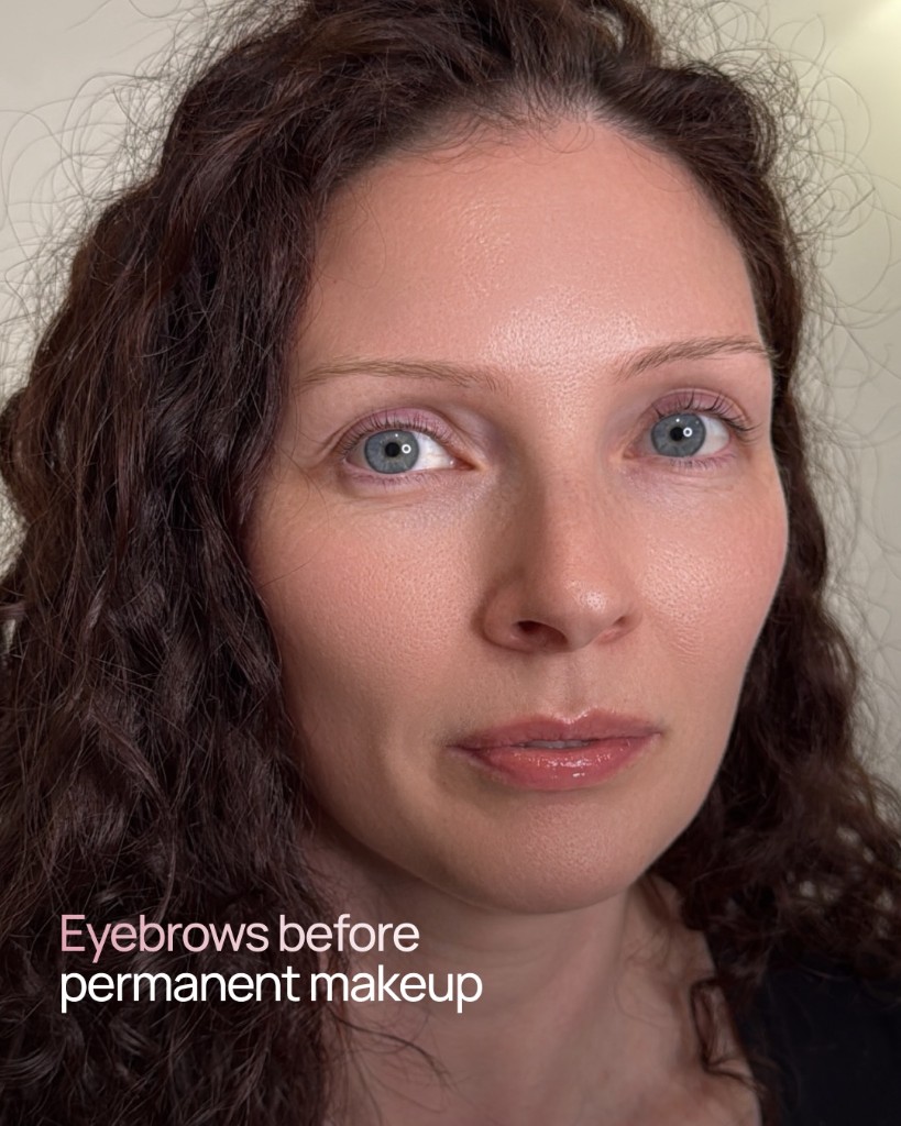 Eyebrows before permanent makeup — thin sparse brows
